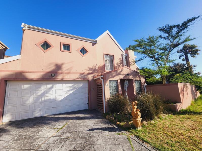 5 Bedroom Property for Sale in Parklands Western Cape